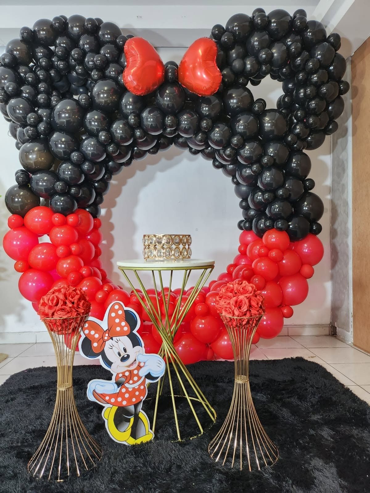 Temática Minnie realizado por Decoraciones ARILU